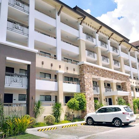 Alles One Oasis Condo Davao Near Sm Mall With Wifi Exterior photo