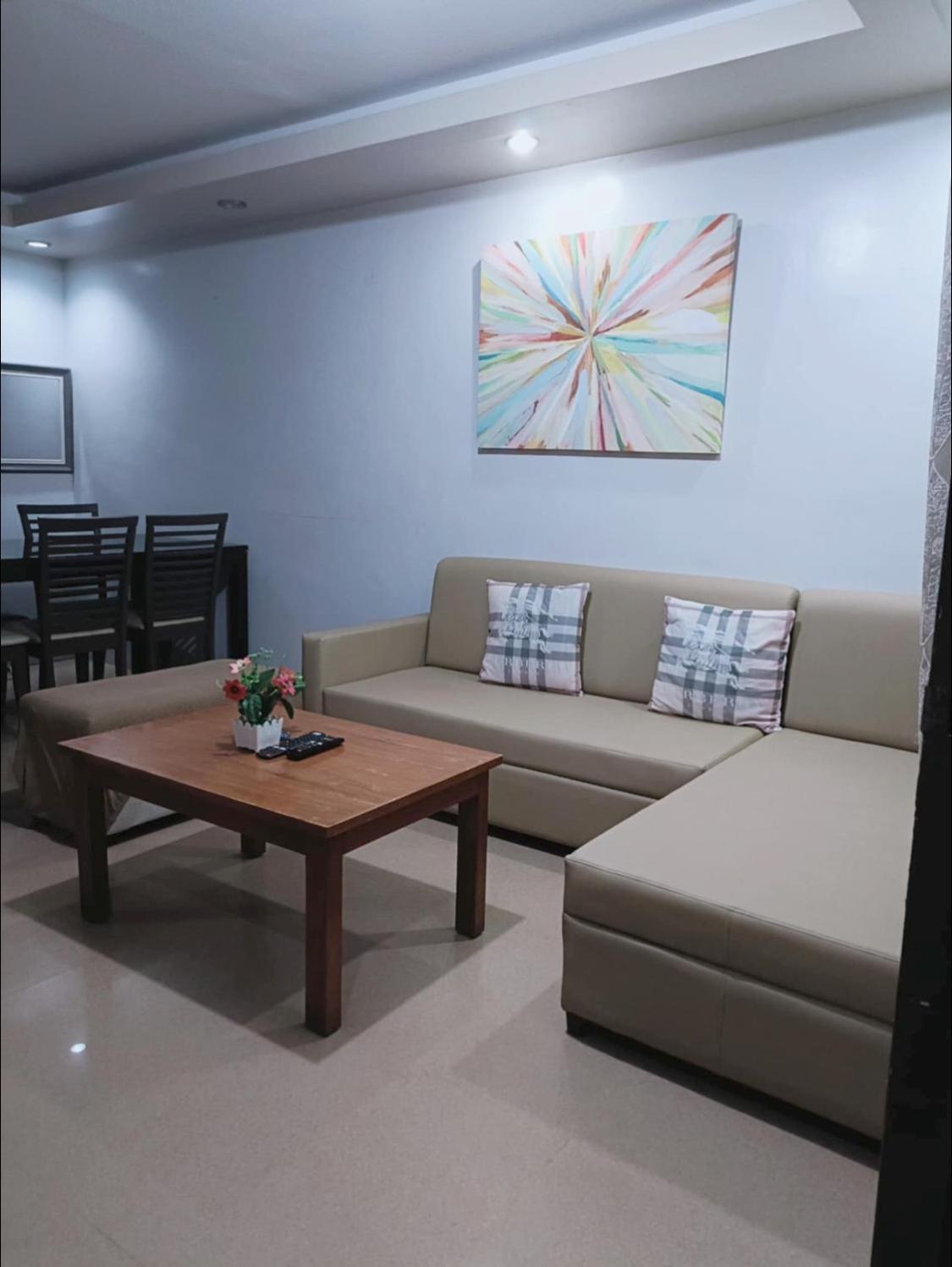 Alles One Oasis Condo Davao Near Sm Mall With Wifi Exterior photo