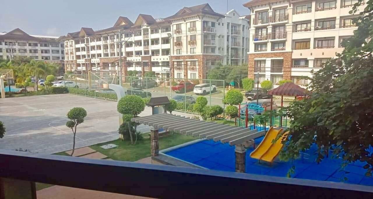 Alles One Oasis Condo Davao Near Sm Mall With Wifi Exterior photo
